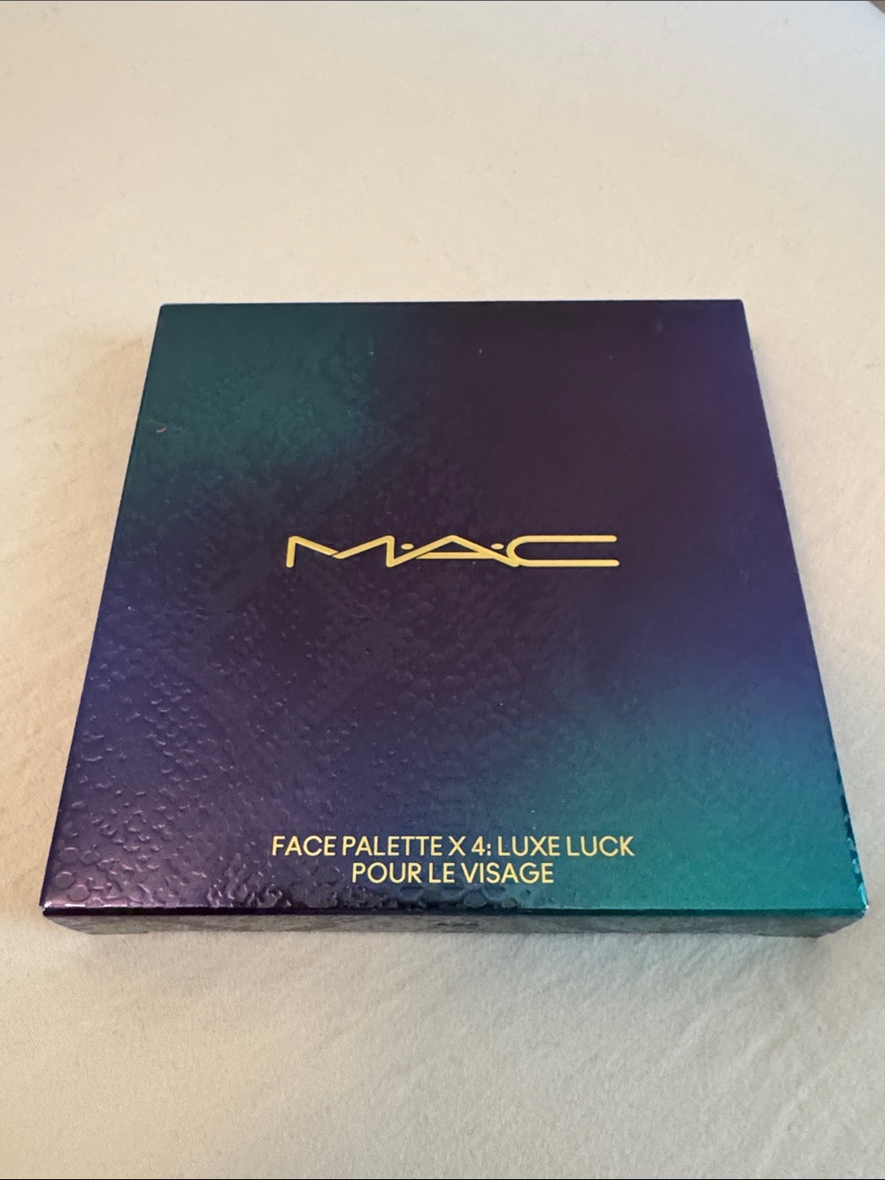 MAC Face Palette X4 Luxe Luck - Iridescent Blue-Green Packaging